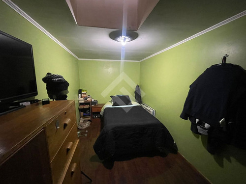 Casa En Venta De 3 Dorm. En Maipú