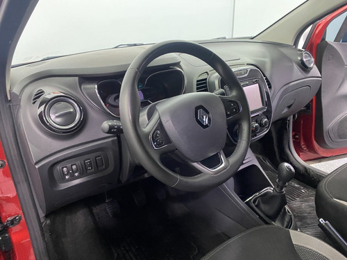 Imagen 11 de 12 de Renault Captur 2.0 Zen Mt 2019-imolaautos