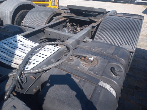 Imagem 11 de 14 de Cavalo Truck Volvo Fm 370 2013
