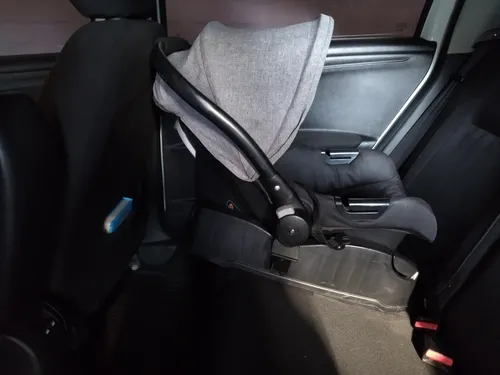 Silla De Bebé Para Auto Con Base Y Uso Como Moises Huevito (Usado)