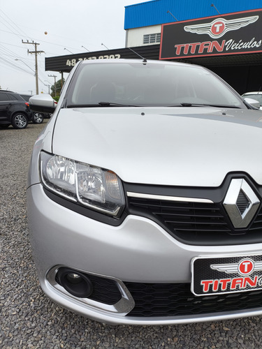 Renault Sandero 1.6 8V