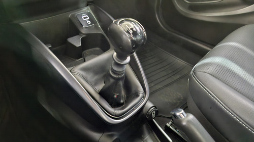 Fiat Cronos 1.3 STILE