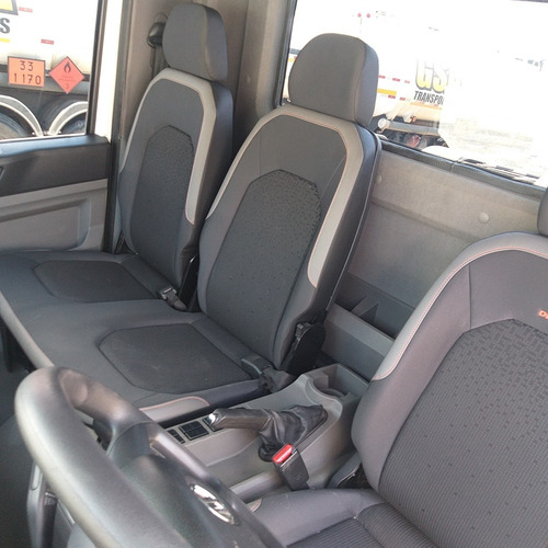 Vw Delivery Express No Chassi Apenas 11mkm C/ Ar Condicionad