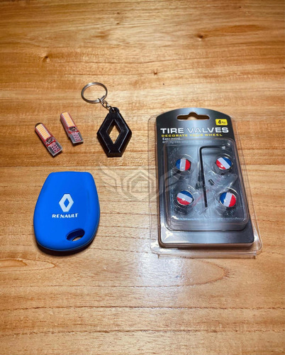 Combo Accesorios Renault Llaveros + Picos Llantas + Leds