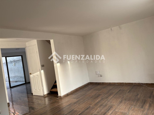 Casa En Arriendo De 4 Dorm. En Maipú
