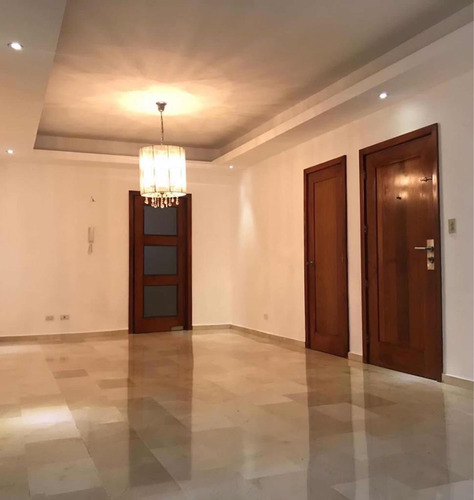Se Alquila Apartanento En Ensache Paraiso