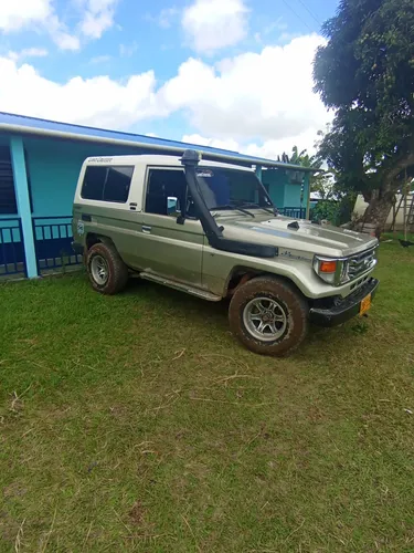 Toyota Land Cruiser 4.5 Fzj75 Macho