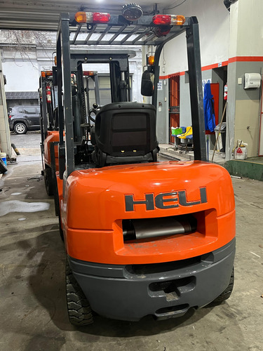 Autoelevador Heli 2500kg Diesel