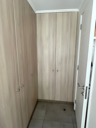 Arriendo 2d+2b+e Con Patio En Plaza Ñuñoa, Cercano Metro