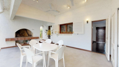 Casa En Lugano - Consulte!!!!!!- Ref: 2749