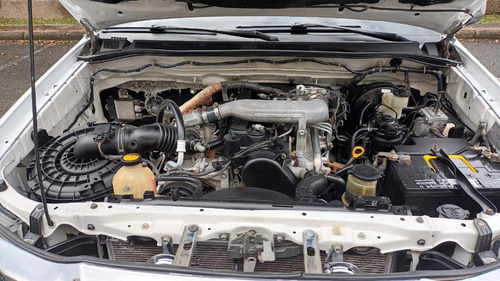 Imagen 14 de 15 de Toyota Hilux 2.5 Imv 4x4