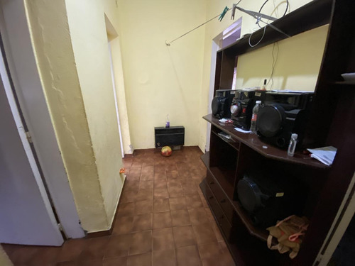 Imagen 2 de 8 de Casa - Gregorio De Laferrere
