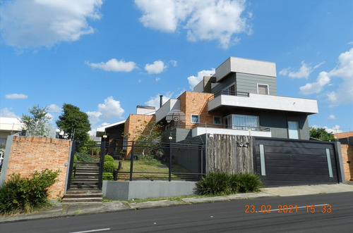 Sobrado - Residencial - 928160