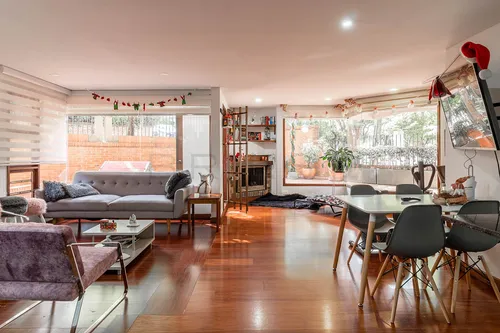 Apartamento En Venta En Los Rosales. Cod V2786
