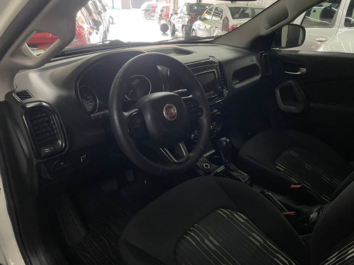 Fiat Toro 1.8 Endurance 16v Flex 4x2 Aut. 4p