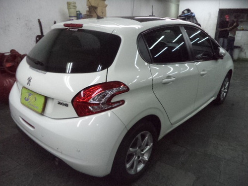 Imagem 9 de 15 de Peugeot 208 Allure 1.5 8v Flex 5p Completo Teto Dvd 2015 Bco