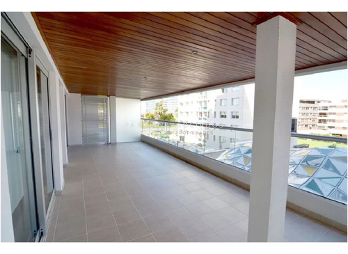 Venta Departamento En Icon Brava