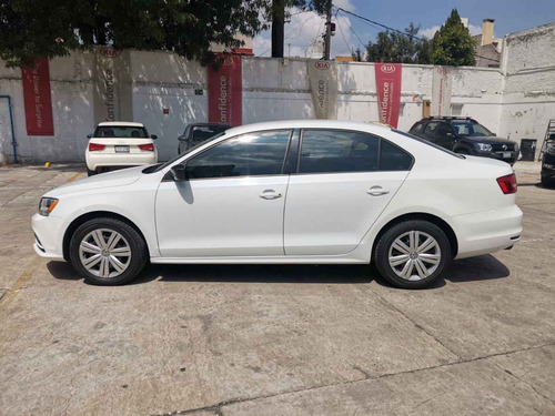 Imagen 2 de 15 de Volkswagen Jetta 2015 4p L4/2.0 Aut