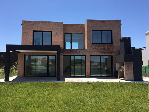 Imagen 2 de 20 de Casa En Venta En San Matias, G.b.a. Zona Norte