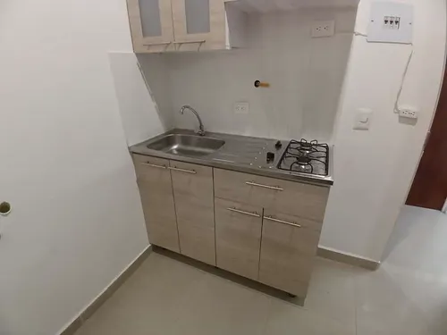 Apartaestudio En Arriendo Ubicado En Medellín Sector Laureles (27057).