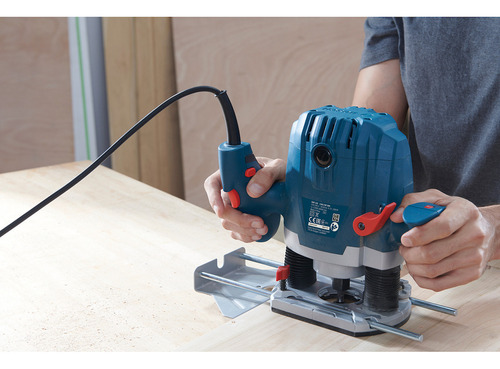 Router Bosch Gof130 1300w 1/4 Vel. Variable 11000-28000 Rpm