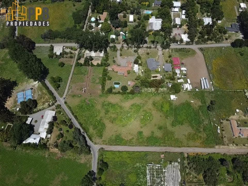 Vendo Dos Parcelas De 5.000m² Con Excelente Ubicación En P