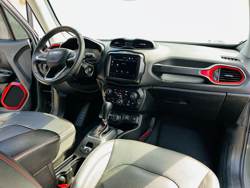 Jeep Renegade 1.3 Trailhawk 4x4 Turbo Flex Aut. (t270) 5p