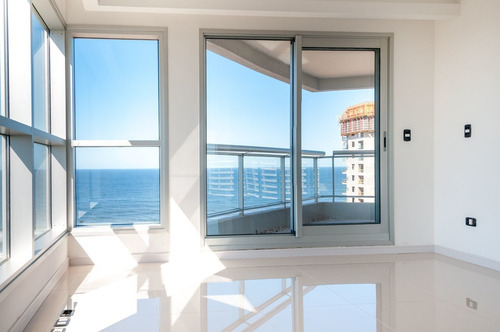 Imagen 15 de 30 de Venta, Apto 3 Dor En Look Brava, Piso Alto, Playa Brava (ref: Lij-5374)