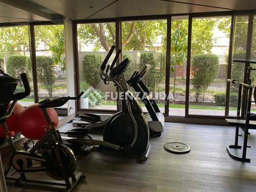 Departamento En Venta De 2 Dorm. 2 Baños Y 2 Estac, Ñuñoa