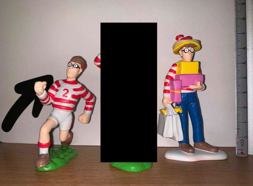 Wally / Donde Está Wally / Figura / $300 Cada Una (Usado)