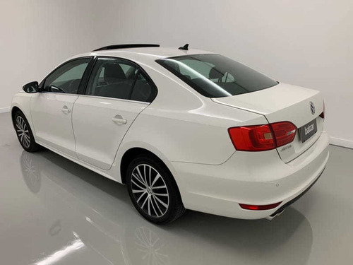 Imagem 4 de 15 de Volkswagen Jetta 2.0t 2013