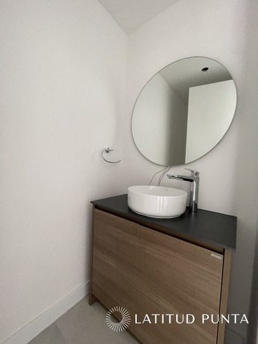 Imagen 5 de 24 de Piso Alto En Venetian, 4 Suites