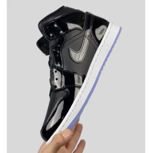 Jordan retro 1 negros new arrivals