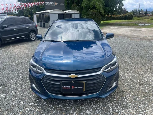 Chevrolet Onix 1.0T Premier Sedan At