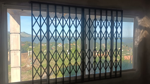Vendo Excelente Casa Com Linda Vista