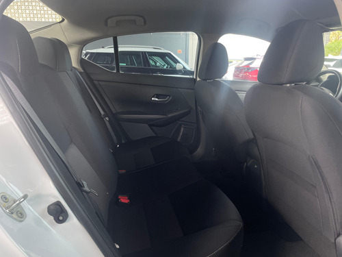 Nissan Sentra 1.8 Advance Mt