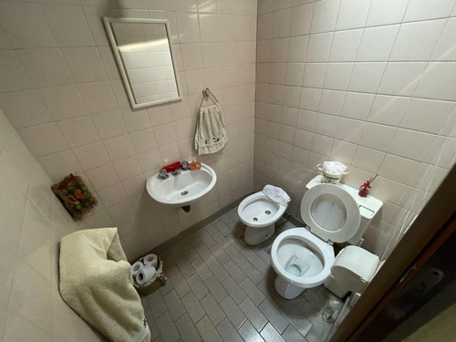 Imagen 12 de 13 de En Venta | Hermosa Propiedad Con 3 Dormitorios, Pileta Y Quincho En Moreno Sur | Sobre Calle Pedro Mena Al 300