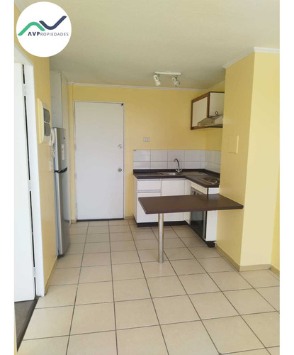 Arriendo Depto 1015 De 1d En Metro Hospitales (94608)