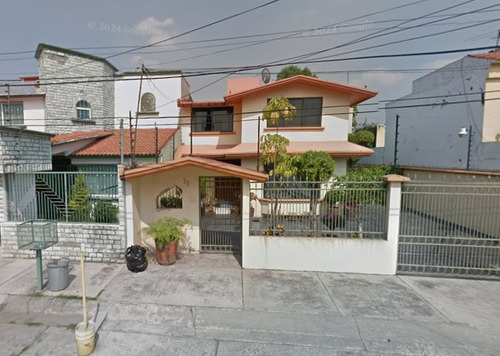 Remato Casa En Calle Flamingos, Col. Las Arboledas, Atizapán De Zaragoza.