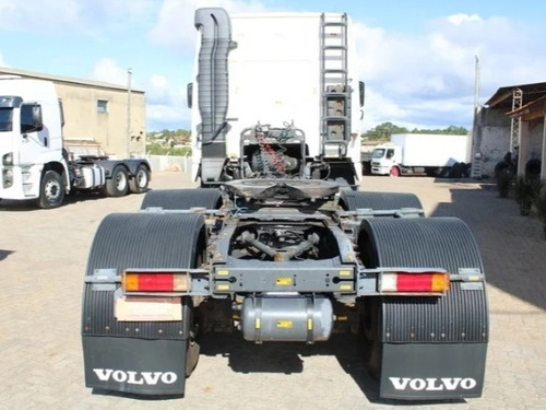 Imagem 7 de 11 de Volvo Fh 540