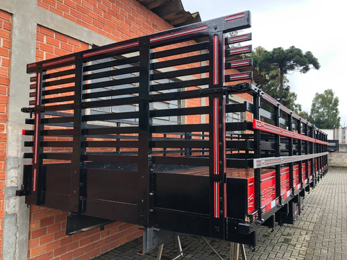 Imagem 3 de 3 de Carroceria Paraná 7,50 Mts X 1,00 Mts Chassi Aço P/munck!