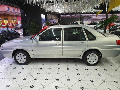 Volkswagen - Santana 1.8 2000
