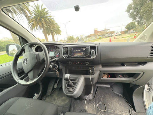 Opel Vivaro 2.0Td 150Hp