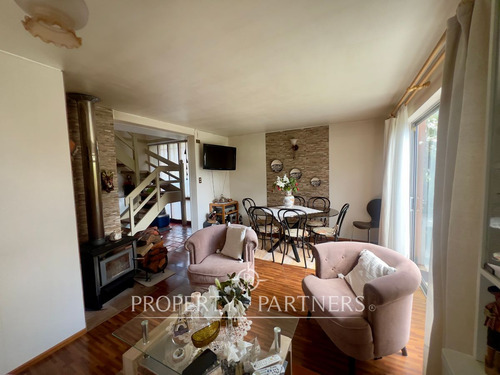 Casa En Excelente Ubicación