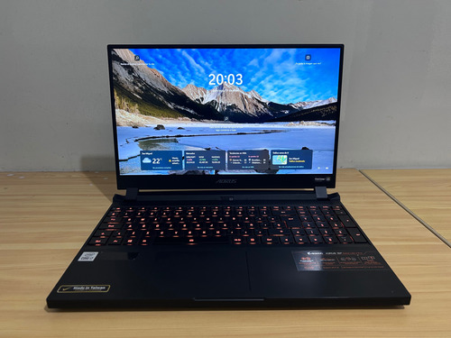 Laptop Aorus 15p Xc, I7 10870h, 32gb Ram, Rtx 3070, 1tb Ssd (Usado)