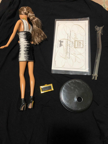 Barbie Lara Louboutin Top Módel Basics Collector Hermosa (Usado)
