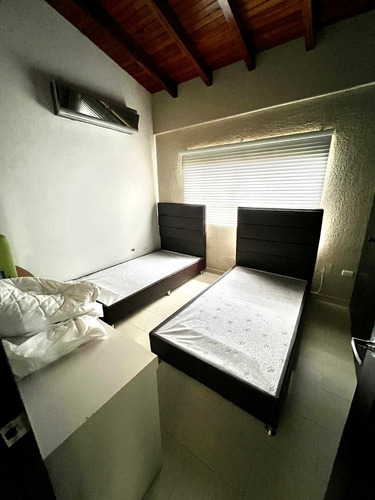 Imagen 9 de 14 de Venta O Alquiler Townhouse El Bosque Valencia