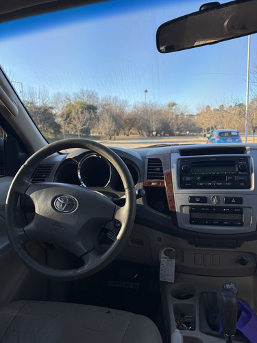 Toyota Hilux SW4 3.0 SRV 4x4 CUERO AT