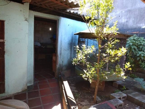 Imagem 13 de 15 de Ótima Casa Térrea Com Edícula !!! - 151