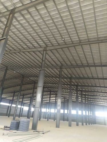 Imagen 3 de 6 de Galpón En Venta En Conglomerado Industrial En Zona Sur